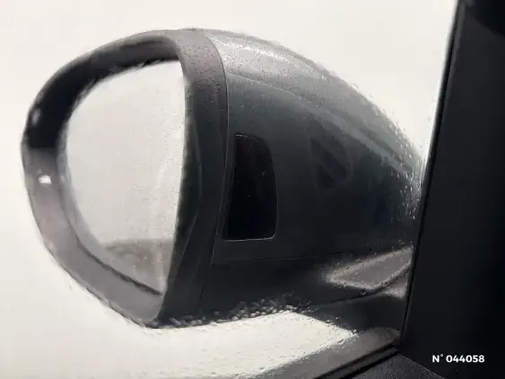 VOLKSWAGEN T-ROC - voiture d'occasion - Photo 34