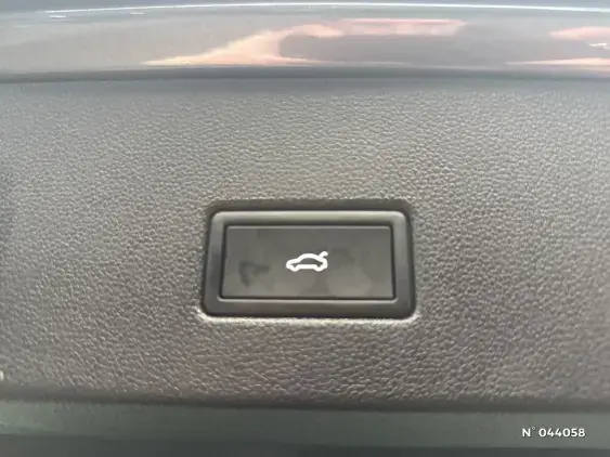 VOLKSWAGEN T-ROC - voiture d'occasion - Photo 26