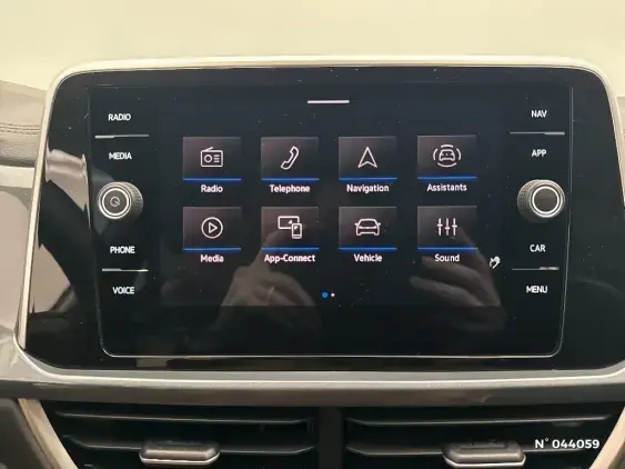 VOLKSWAGEN T-ROC - voiture d'occasion - Photo 12