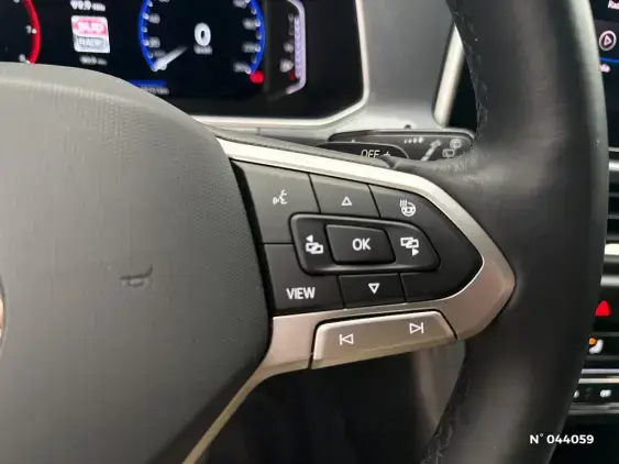 VOLKSWAGEN T-ROC - voiture d'occasion - Photo 22