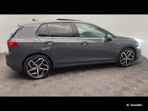 VOLKSWAGEN GOLF VIII - voiture d'occasion - Photo 5
