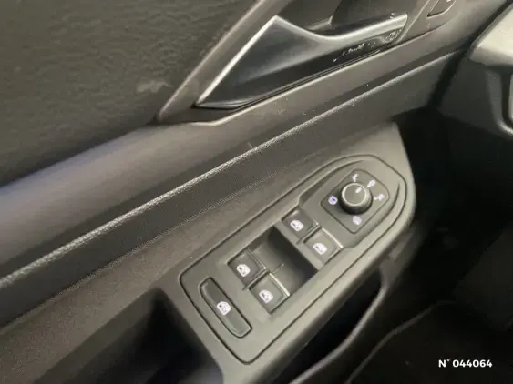 VOLKSWAGEN GOLF VIII - voiture d'occasion - Photo 31