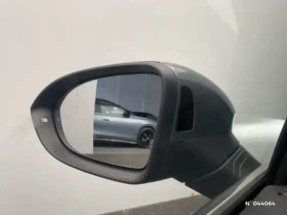 VOLKSWAGEN GOLF VIII - voiture d'occasion - Photo 37