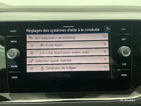 VOLKSWAGEN POLO VI - voiture d'occasion - Photo 31