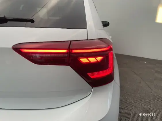 VOLKSWAGEN POLO VI - voiture d'occasion - Photo 22