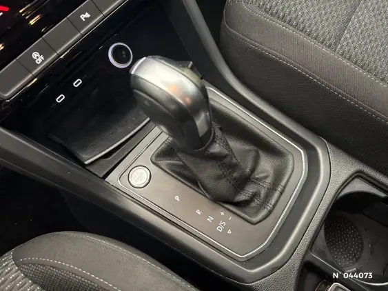 VOLKSWAGEN TOURAN III - voiture d'occasion - Photo 32