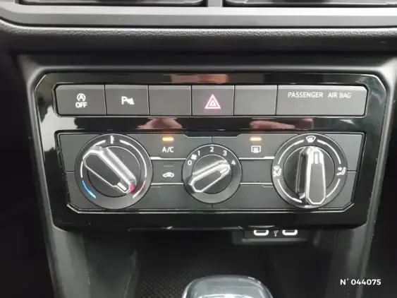 VOLKSWAGEN T-CROSS - voiture d'occasion - Photo 15