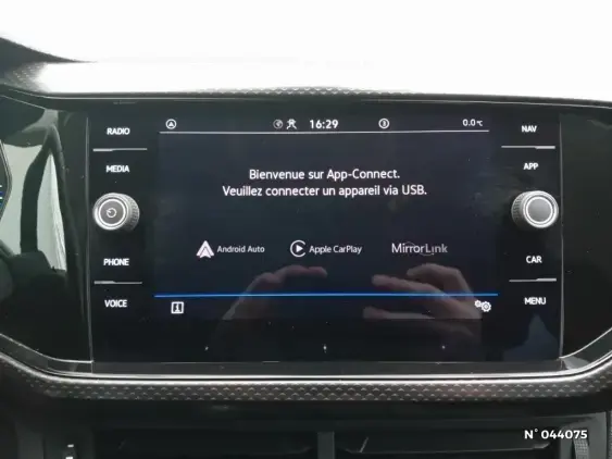 VOLKSWAGEN T-CROSS - voiture d'occasion - Photo 29