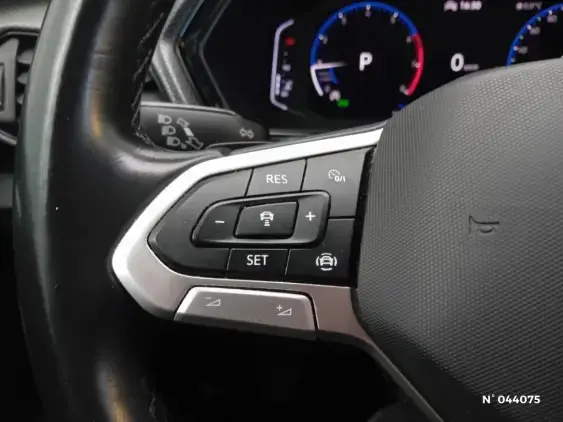 VOLKSWAGEN T-CROSS - voiture d'occasion - Photo 33