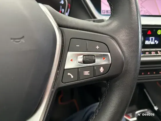 BMW SERIE 1 F40 - voiture d'occasion - Photo 32