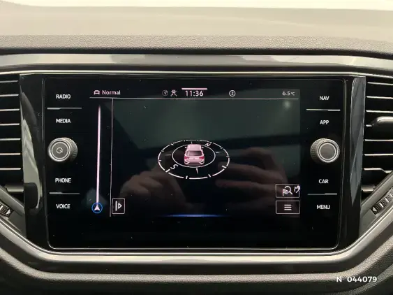 VOLKSWAGEN T-ROC - voiture d'occasion - Photo 26