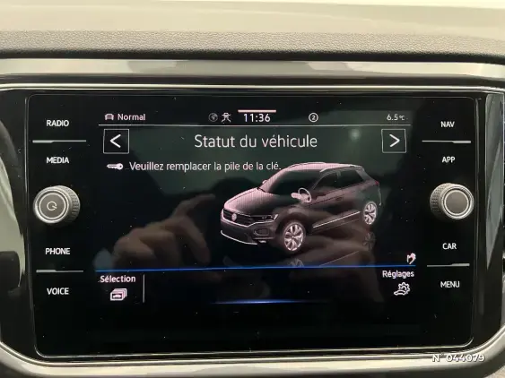 VOLKSWAGEN T-ROC - voiture d'occasion - Photo 28