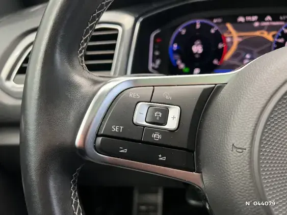 VOLKSWAGEN T-ROC - voiture d'occasion - Photo 32