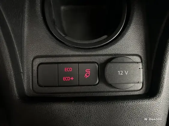 VOLKSWAGEN E-UP! II - voiture d'occasion - Photo 14