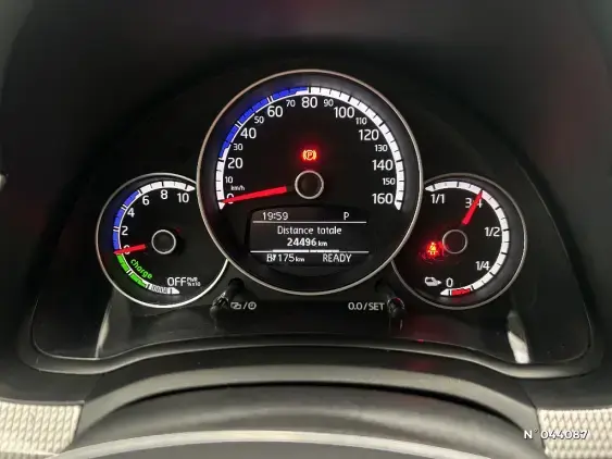 VOLKSWAGEN E-UP! II - voiture d'occasion - Photo 12