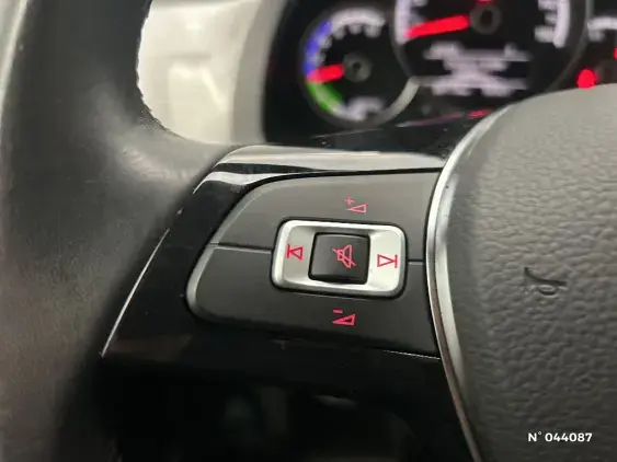 VOLKSWAGEN E-UP! II - voiture d'occasion - Photo 29