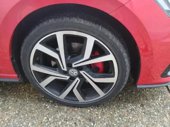 VOLKSWAGEN POLO VI - voiture d'occasion - Photo 8