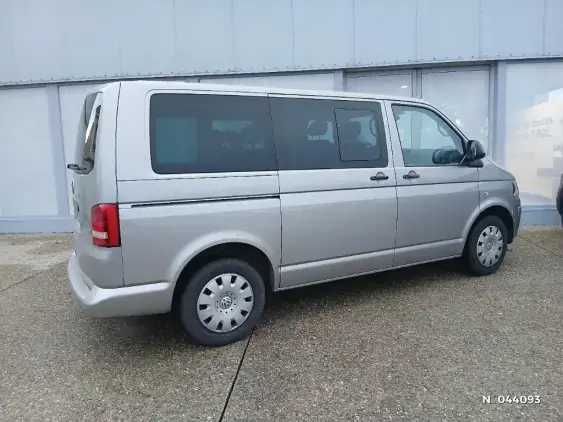 VOLKSWAGEN MULTIVAN T5 - voiture d'occasion - Photo 4