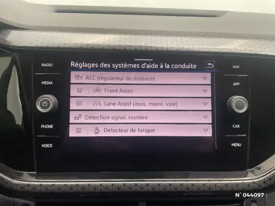 VOLKSWAGEN T-CROSS - voiture d'occasion - Photo 30