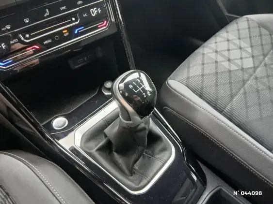VOLKSWAGEN T-ROC - voiture d'occasion - Photo 32