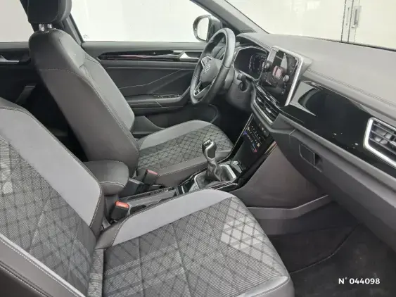VOLKSWAGEN T-ROC - voiture d'occasion - Photo 10