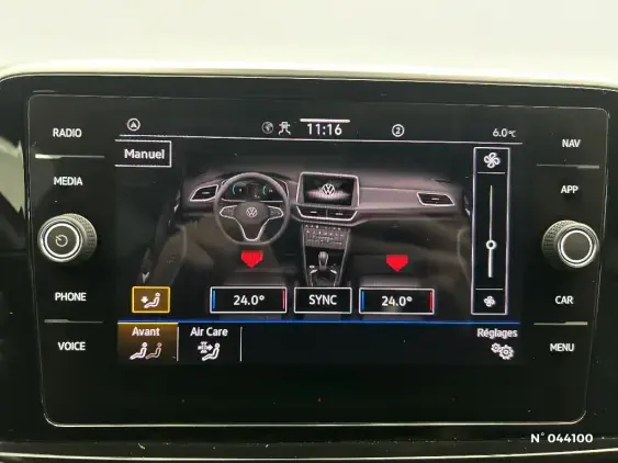 VOLKSWAGEN T-ROC - voiture d'occasion - Photo 31