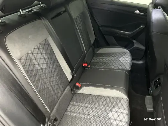 VOLKSWAGEN T-ROC - voiture d'occasion - Photo 11