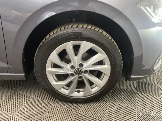 VOLKSWAGEN POLO VI - voiture d'occasion - Photo 8