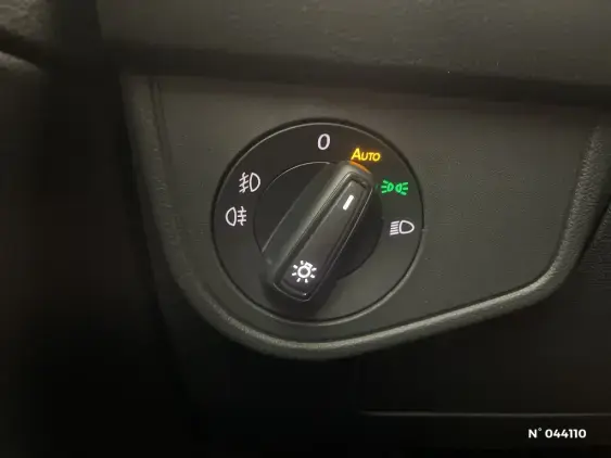 VOLKSWAGEN POLO VI - voiture d'occasion - Photo 25