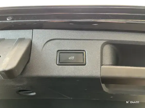 VOLKSWAGEN TOURAN III - voiture d'occasion - Photo 26