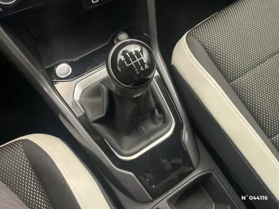 VOLKSWAGEN T-ROC - voiture d'occasion - Photo 27