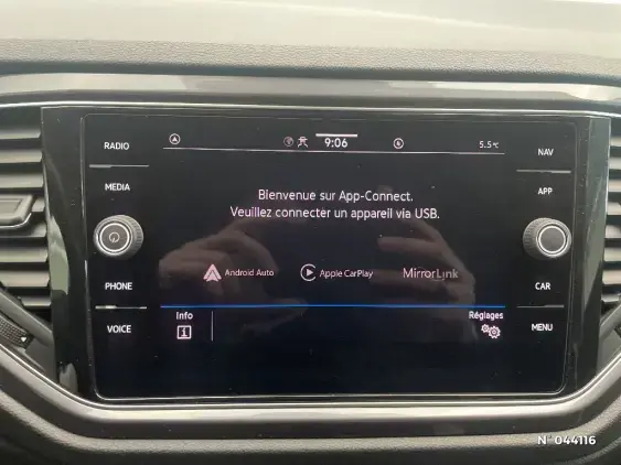 VOLKSWAGEN T-ROC - voiture d'occasion - Photo 33