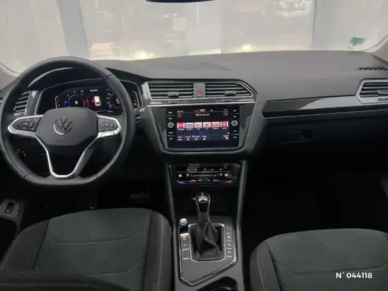 VOLKSWAGEN TIGUAN II - voiture d'occasion - Photo 9