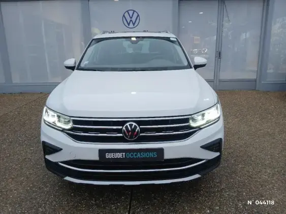 VOLKSWAGEN TIGUAN II - voiture d'occasion - Photo 3