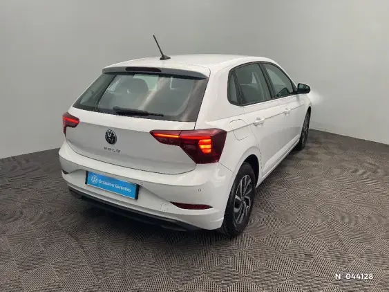 VOLKSWAGEN POLO VI - voiture d'occasion - Photo 4