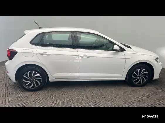 VOLKSWAGEN POLO VI - voiture d'occasion - Photo 5