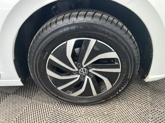 VOLKSWAGEN POLO VI - voiture d'occasion - Photo 8