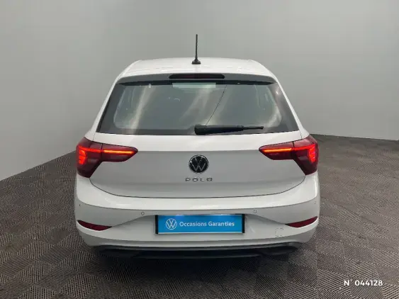VOLKSWAGEN POLO VI - voiture d'occasion - Photo 6