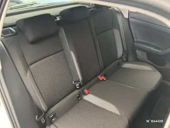 VOLKSWAGEN POLO VI - voiture d'occasion - Photo 11