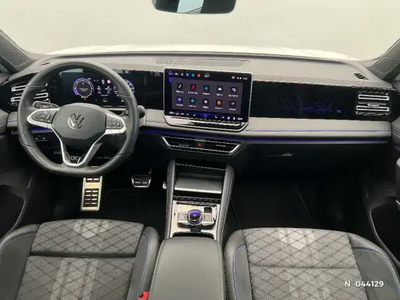 VOLKSWAGEN TIGUAN III - voiture d'occasion - Photo 9