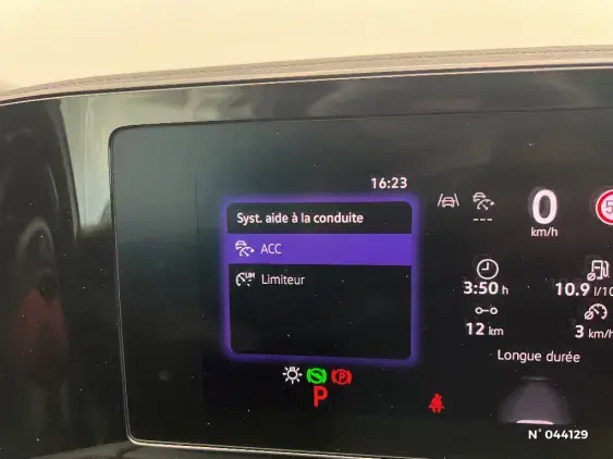 VOLKSWAGEN TIGUAN III - voiture d'occasion - Photo 28