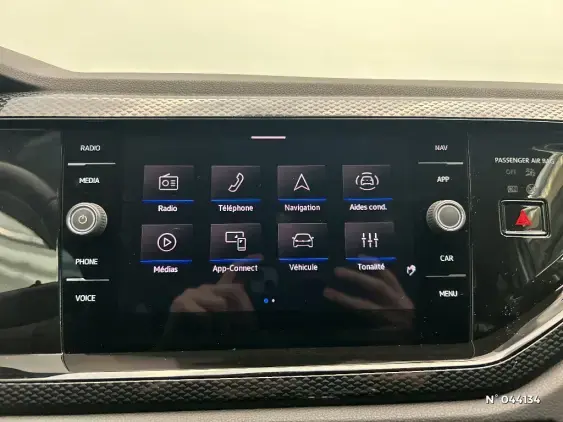 VOLKSWAGEN POLO VI - voiture d'occasion - Photo 13