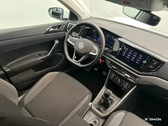 VOLKSWAGEN POLO VI - voiture d'occasion - Photo 10