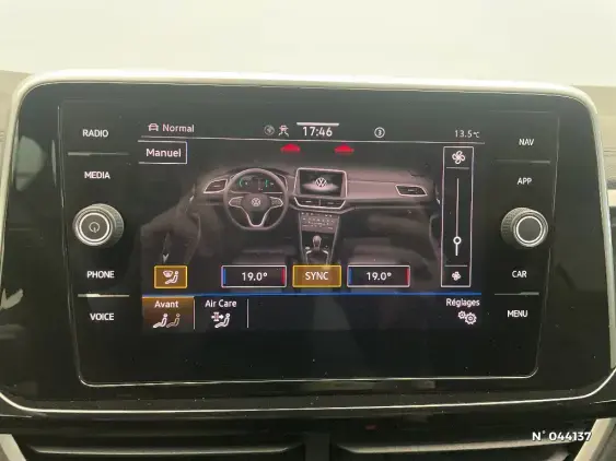 VOLKSWAGEN T-ROC - voiture d'occasion - Photo 38