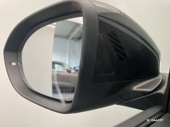 VOLKSWAGEN T-ROC - voiture d'occasion - Photo 39