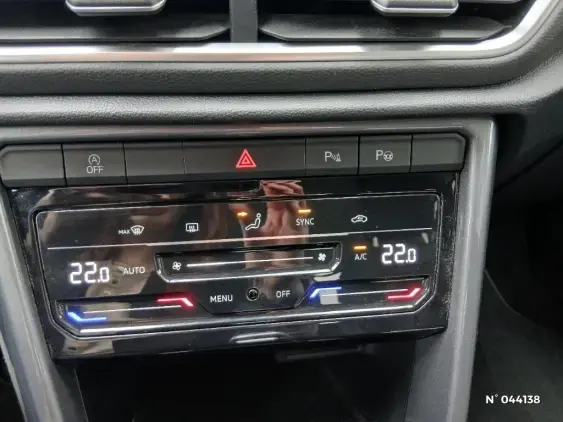 VOLKSWAGEN T-ROC - voiture d'occasion - Photo 26