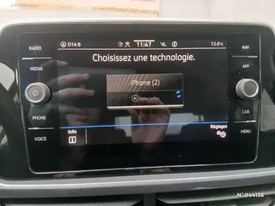 VOLKSWAGEN T-ROC - voiture d'occasion - Photo 28