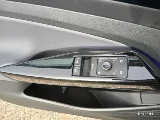 VOLKSWAGEN ID.4 - voiture d'occasion - Photo 15