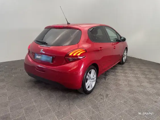 PEUGEOT 208 - voiture d'occasion - Photo 4