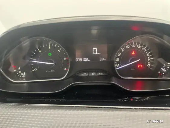 PEUGEOT 208 - voiture d'occasion - Photo 12